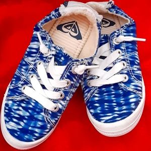 Girls Roxy brand shoes